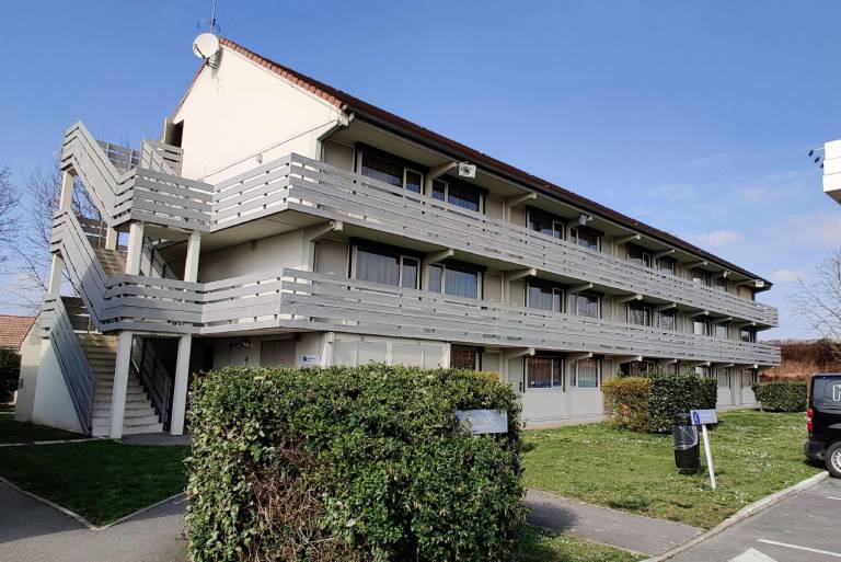 KYRIAD Fontenay Tresigny Hotel — photo 5