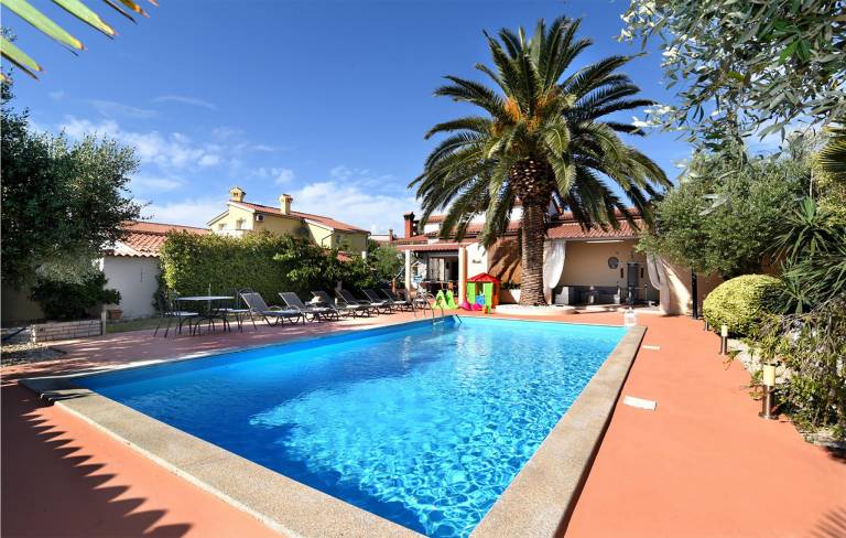 Ferienhaus in Pula für max. 6 Personen Ferienhaus in Pula für max. 6 Personen