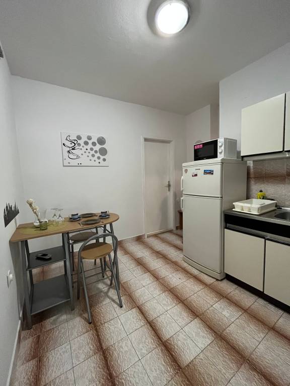 One bedroom apartment with terrace Ivan Dolac, Hvar (A-22459-b) — photo 4