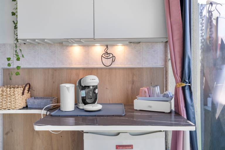 Cabanon "Jeux de boules 3" with Sea View — photo 5