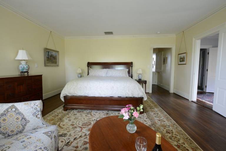 Bed and breakfast  Esmont