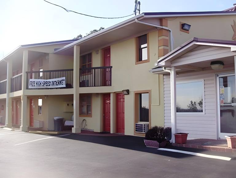 Econo Lodge Kingsport East in Kingsport, TN