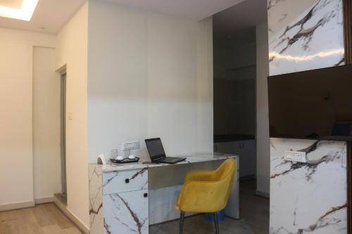 Niharika Heights Luxury Hotel — photo 4