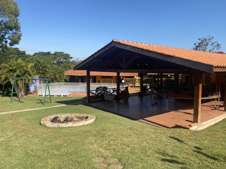 Vacation Home Casa com Piscina e Sala de Jogos em Araçoiaba da Serra/SP,  Brazil 