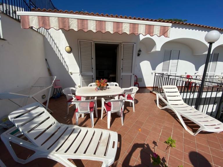 Holiday apartment with patio | Sea view — photo 4