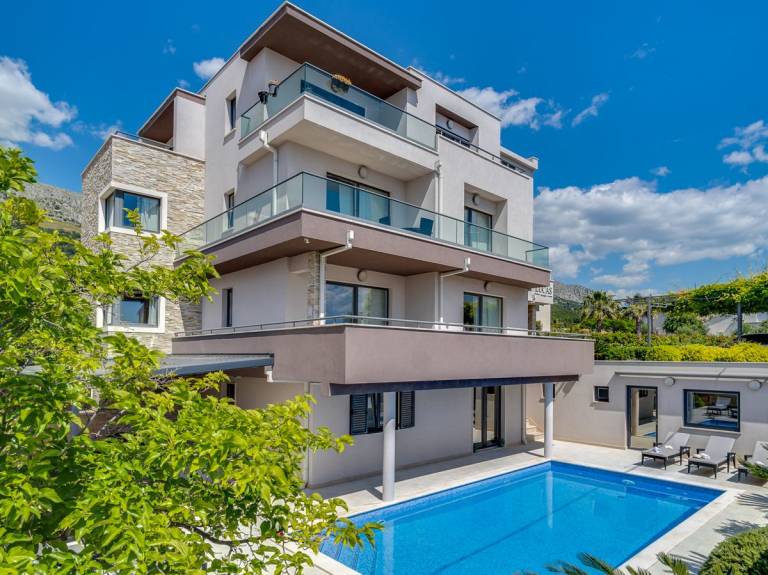 Villa  Split