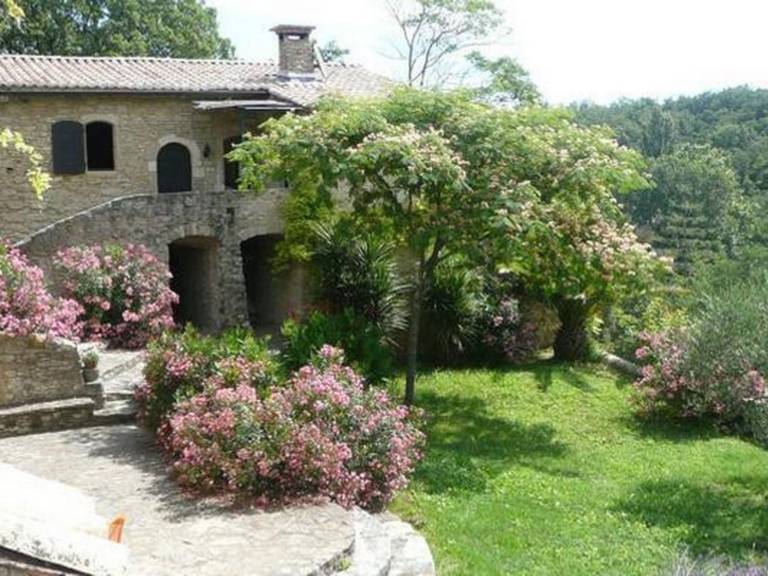 Beautiful house with pool, terrace & yard | Nature view | Dogs allowed — photo 2
