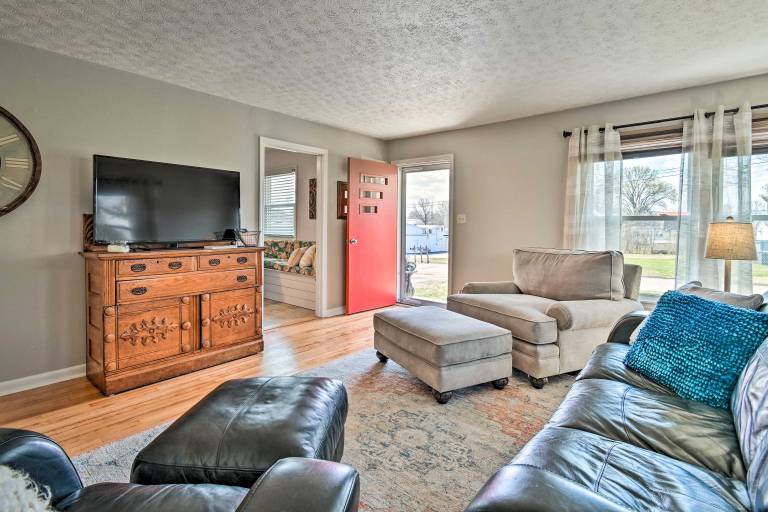 Charming Cave City Vacation Rental w/ Fire Pit! — photo 3
