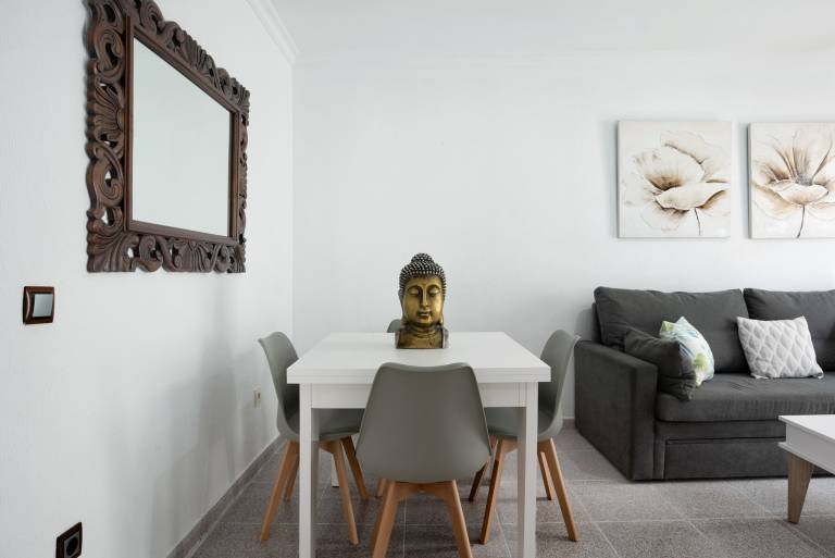 Vacation Home "Casa Unifamiliar Rio Barbate" with Private Terrace, A/C & Wi-Fi — photo 3