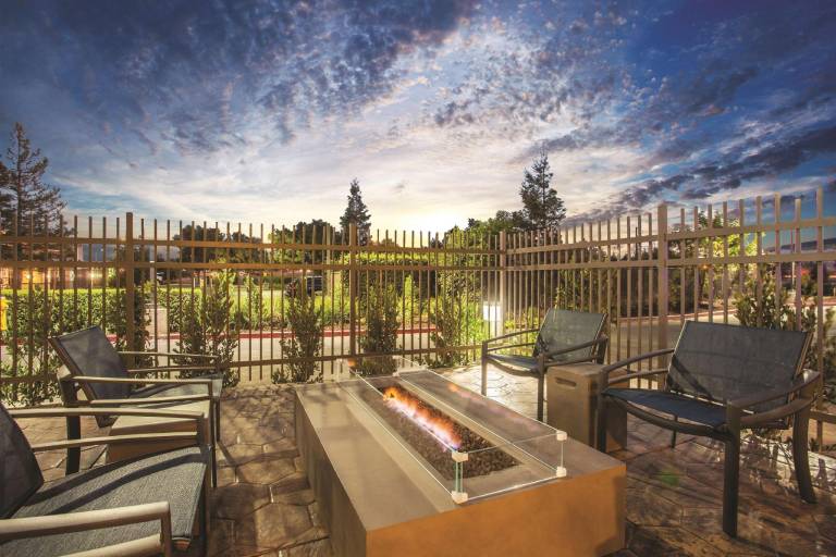 La Quinta Inn & Suites by Wyndham Morgan Hill-San Jose South — photo 5