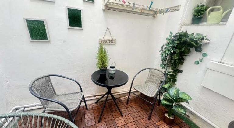 Holiday apartment with patio — photo 3