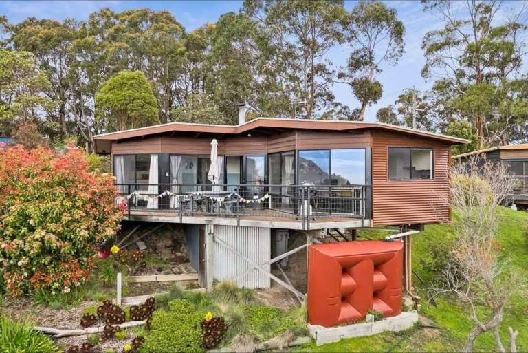 House  Lorne