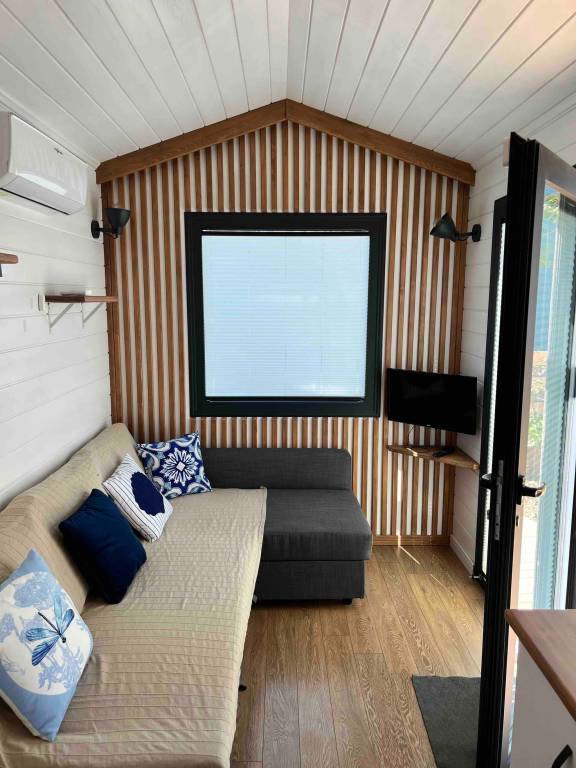 Children-friendly pleasant mobile home with barbeque & yard | Garden view | Pets allowed in Marmara