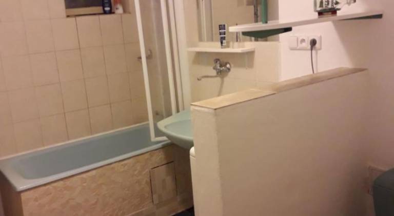 Holiday apartment with 2 rooms for 5 persons — photo 2