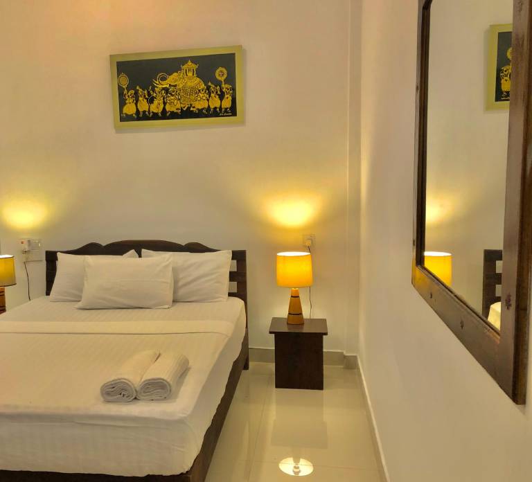 Holiday apartment with jacuzzi, yard & pool | Water view | Good for workation — photo 2