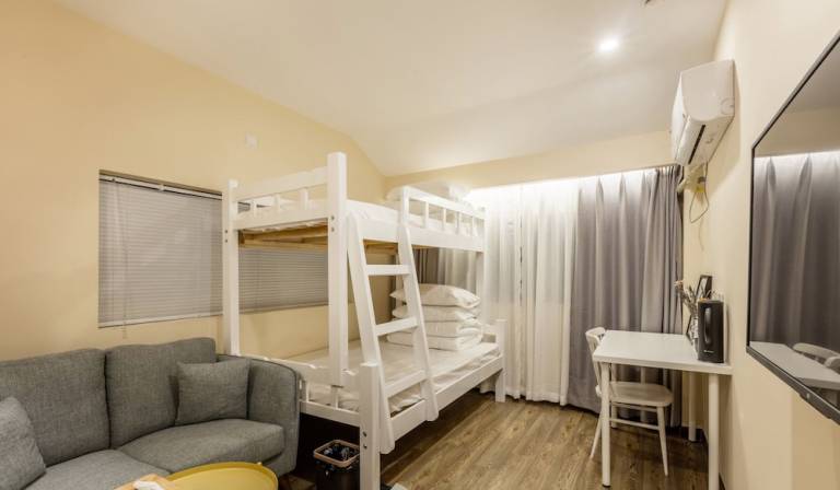 Hostel Hongkou