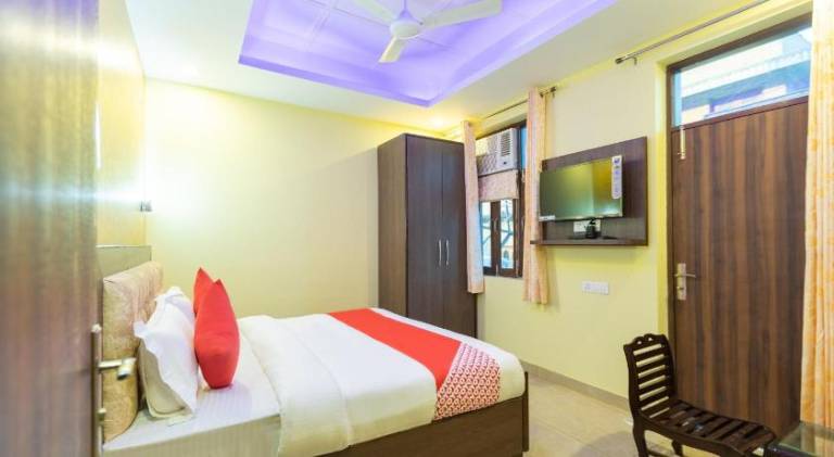 Hotel O Red Stone in New Delhi