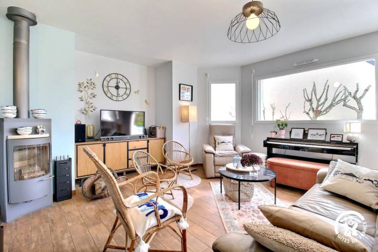 Gite with yard & terrace | Pet-friendly — photo 4