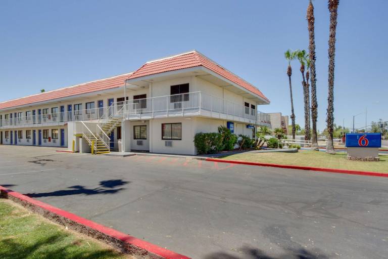 Motel 6 Tempe, AZ - Broadway - ASU in Tempe, AZ
