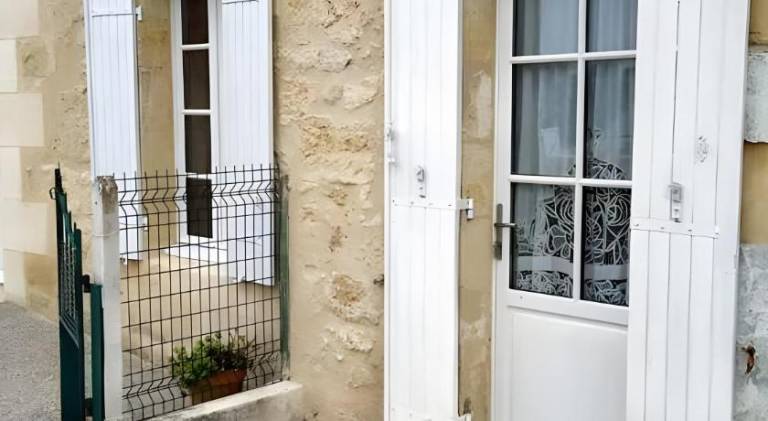 Chambre d'Hotes La Roseraie in Libourne