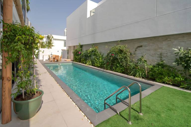 Condo  Al Barsha 1