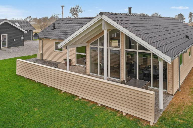 House with patio, barbeque & sauna in Flensburg