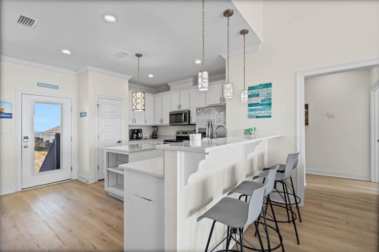 Vitamin Sea - 2606 Bienville — photo 4