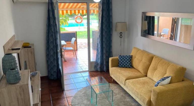 Nice apartment with yard, private pool & patio | Beach nearby | Pet-friendly — photo 2