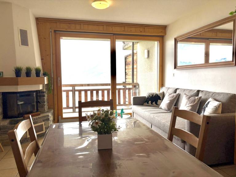 Fully equipped charming holiday apartment with patio & garden | Next to the ski | Dogs allowed — photo 2