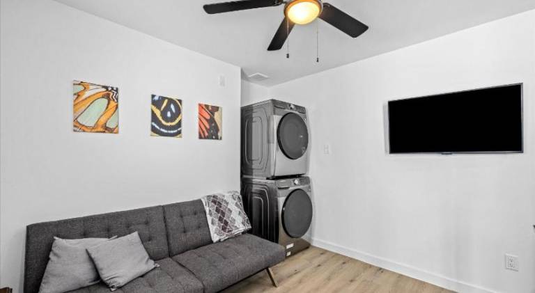 House with 1 room for 3 persons in Houston, TX