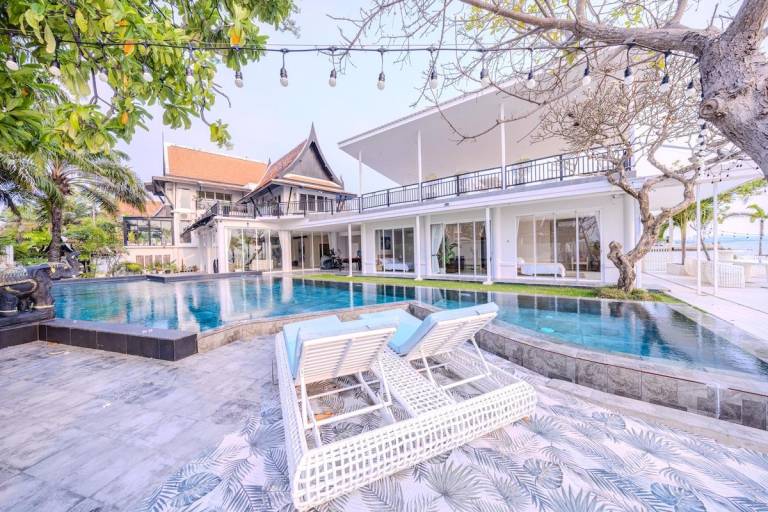 Villa with jacuzzi, pool & BBQ — photo 4