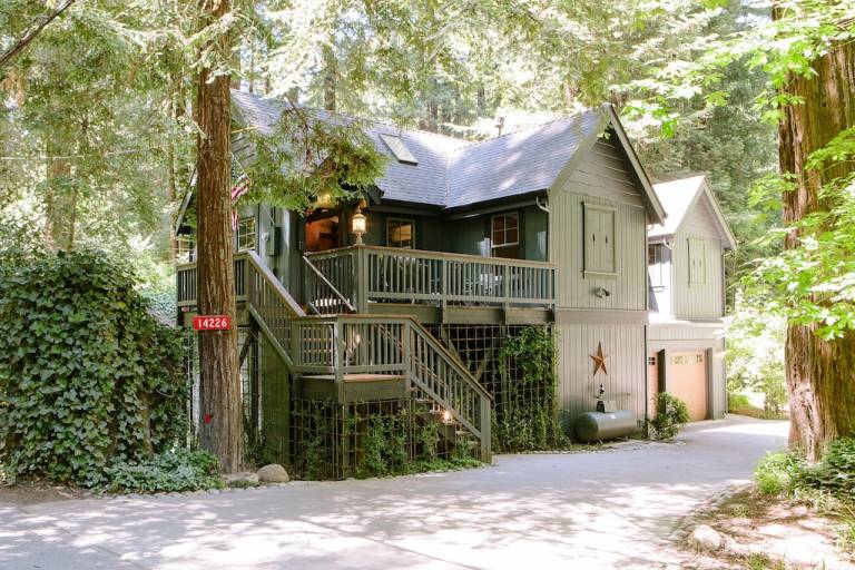 House  Guerneville