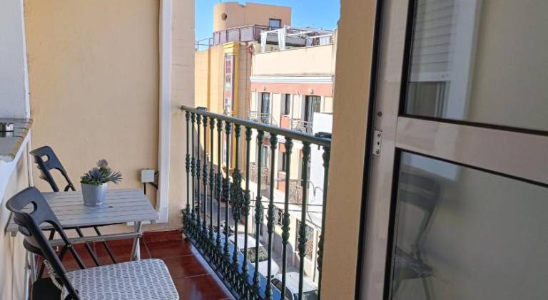 Holiday apartment with patio | Next to Plaza de la Merced — photo 5