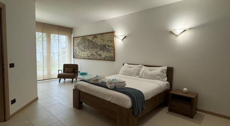 Rental apartment with 1 room for 3 persons in Mestre