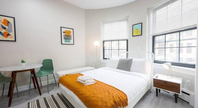 Lovely holiday apartment | Pets allowed in Cambridge, MA