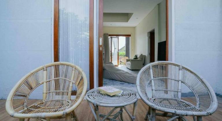 Shantia Villa 10 minutes walk to Double Six Beach Seminyak — photo 5