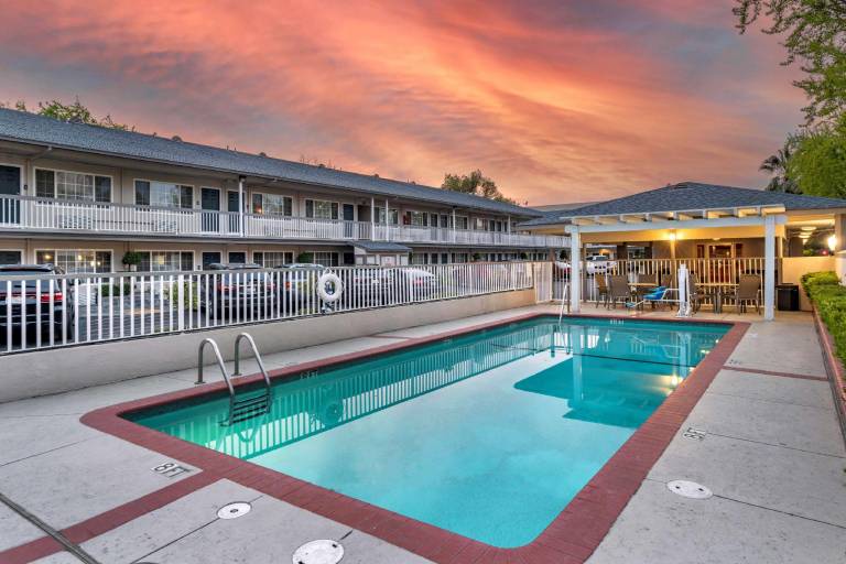 Best Western Town House Lodge — photo 5