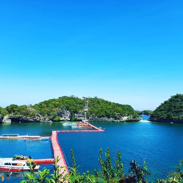 HUNDRED ISLANDS ACCOMMODATIONS (TRANSIENT ROOMS) — photo 3
