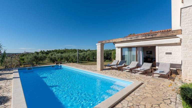 Villa with private pool, terrace & yard — photo 2