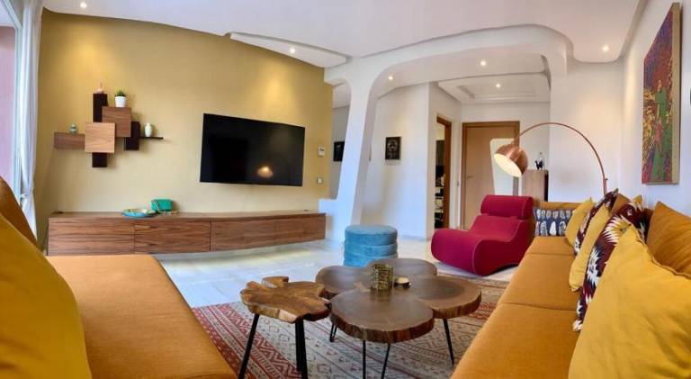 Holiday apartment with terrace & pool — photo 2