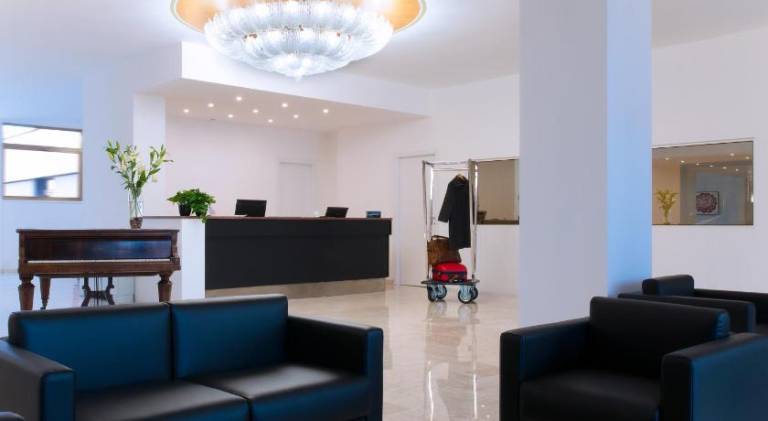 CDH Hotel Modena — photo 4