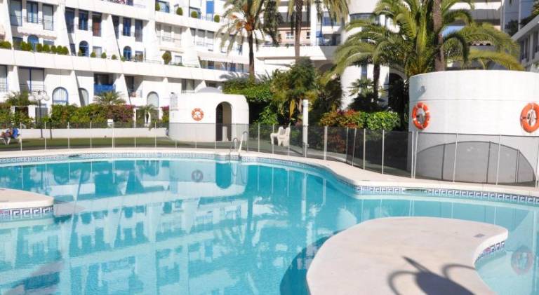 Rental apartment with pool — photo 3
