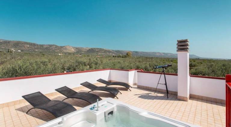 House with hot tub | Pets are welcome in Foggia