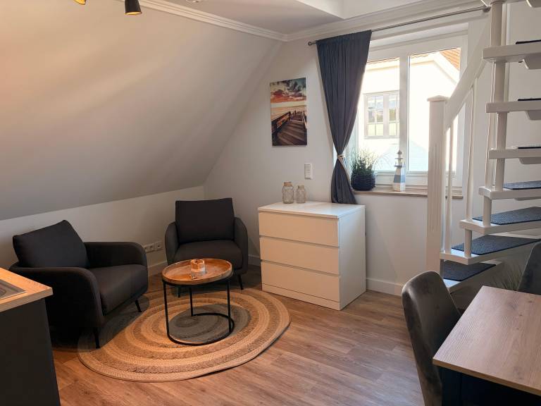 Holiday apartment with garden, BBQ & patio — photo 5