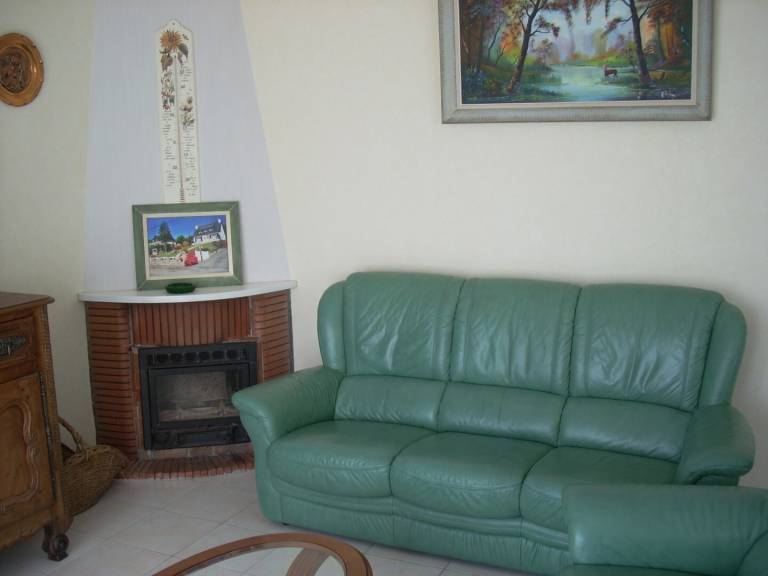 Gite with barbecue & yard | River view — photo 5