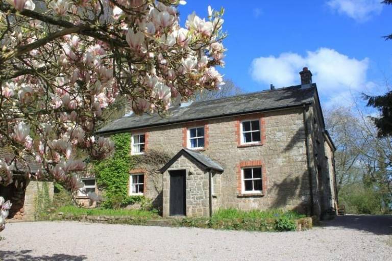 Farmhouse Penallt