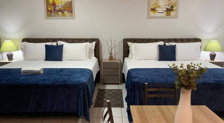 B & A Suites Inn Hotel - Quarto Luxo Safira — photo 5