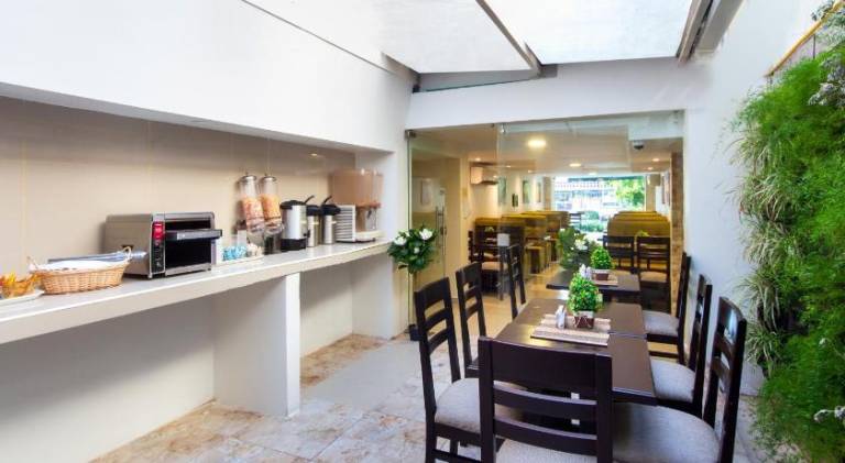 Hotel Avexi Suites By GEH Suites — photo 5