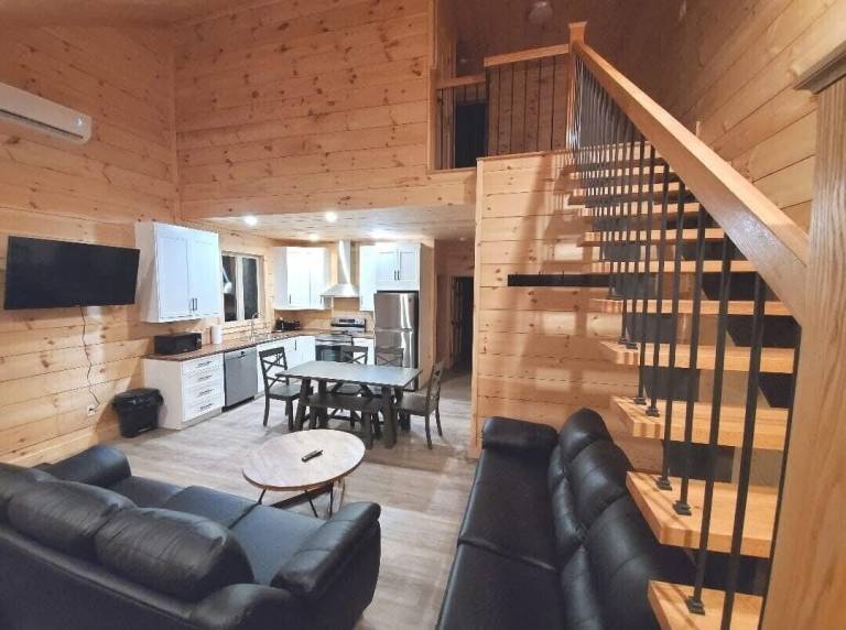 Chalet Deer Lake