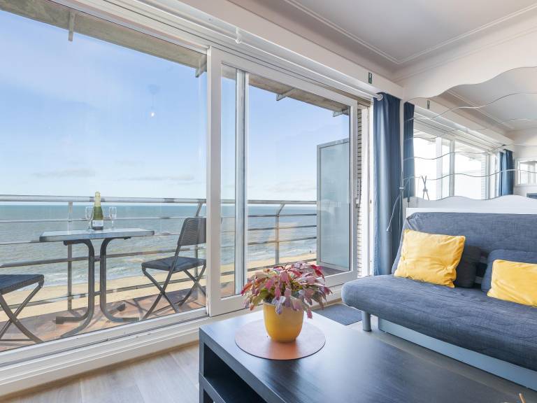 Apartment with terrace | Sea view — photo 3